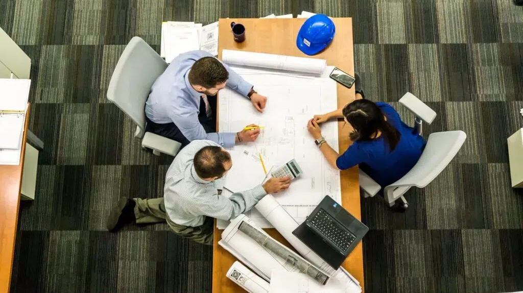 Financial Clarity: The Impact of Professional Advisory Services on Your Bottom Line